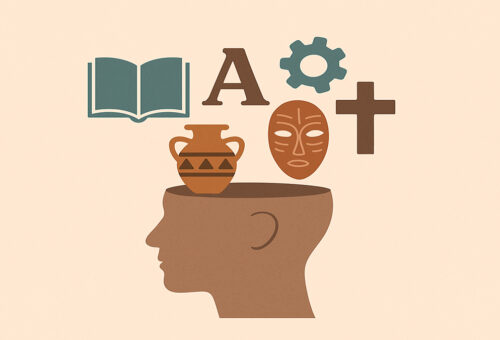En la imagen aparece el dibujo de una cabeza abierta sobre la que entran, alternativamente, iconos de un libro, vasija de barro, máscara, letras, símbolos religiosos...